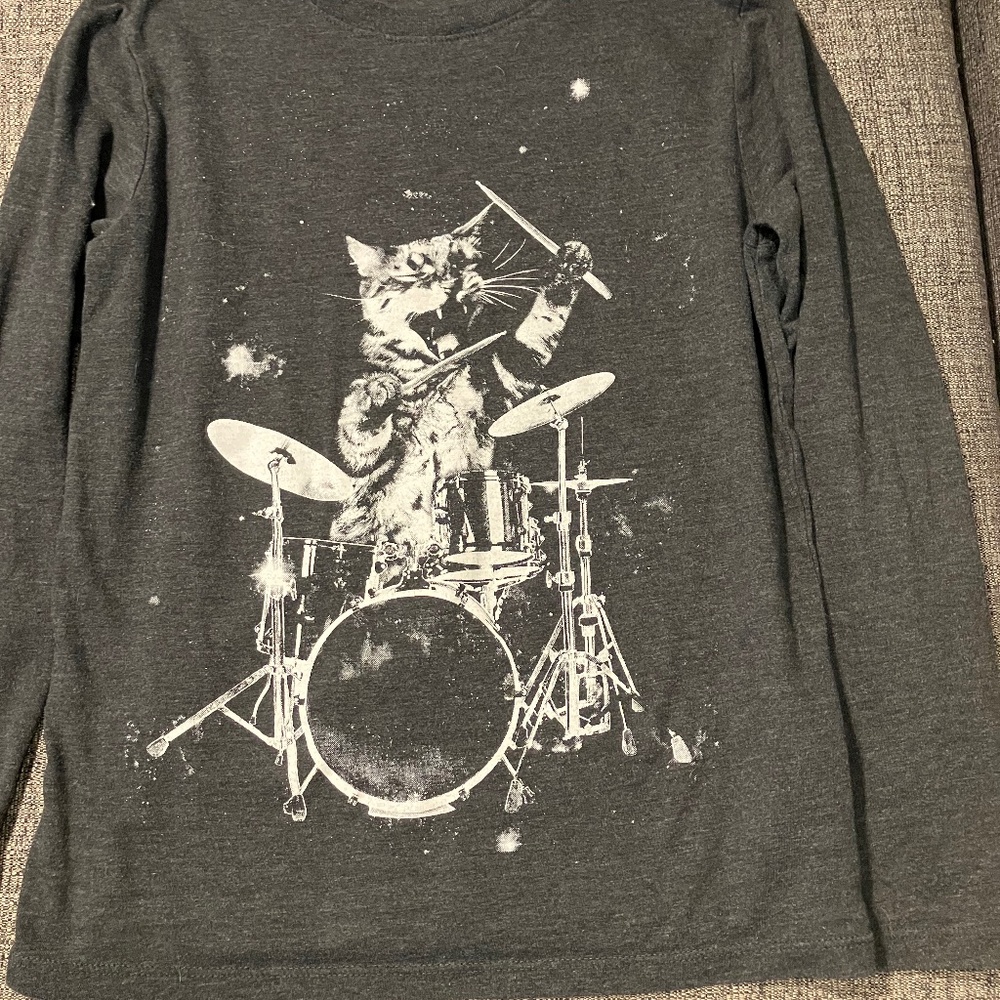 Long sleeve graphic tee